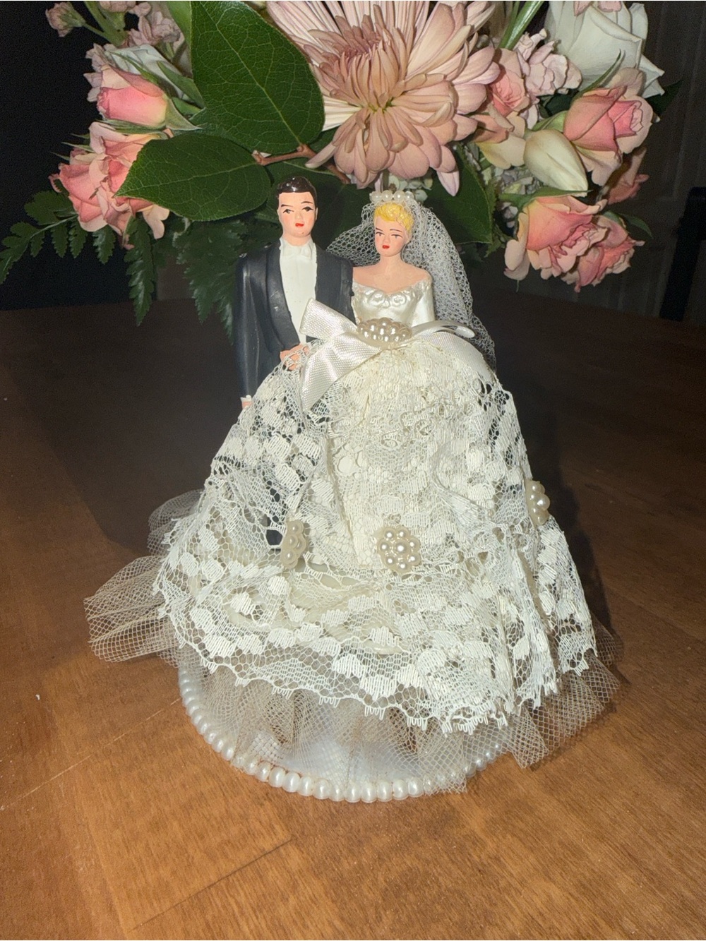 Vintage cake topper